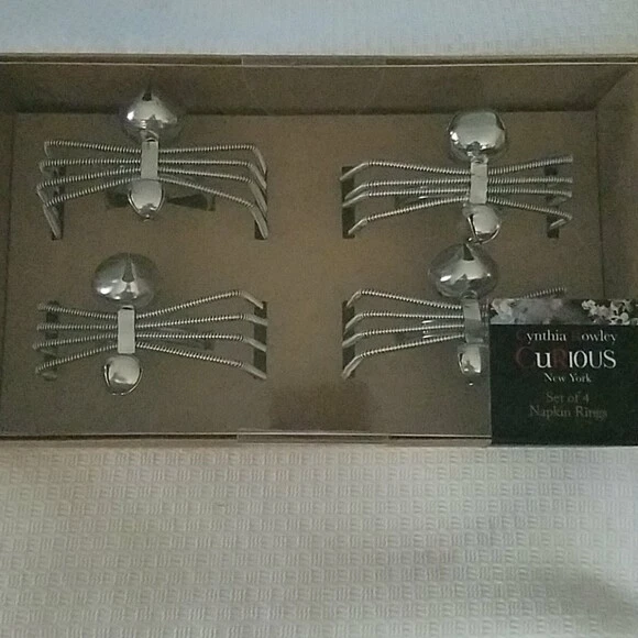 Nuevo Juego de 4 servilleteros araña Halloween Cynthia Rowley Curious New York Foto 1 de 1