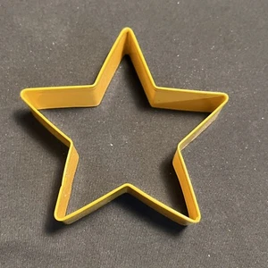 STAR Yellow Metal Cookie Cutter Christmas Fourth Of July Flag Day 1” Deep New - Picture 1 of 6