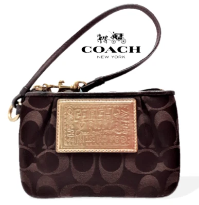 COACH Poppy 迷你腕带棕色签名提花,金色皮革标志 - 组织 $59 — 第 1/4 张图片