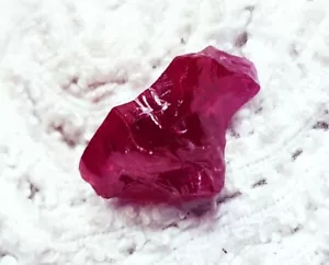 Natürlicher roter Blutrubin grob 9,05 ct zertifizierter loser Edelstein mit kostenlosem Geschenk - Bild 1 von 6