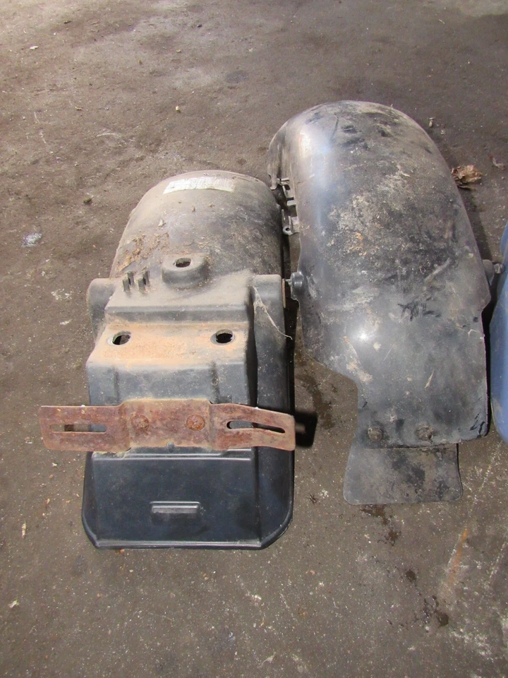 1982 铃木 gs750 e 后挡泥板 — 第 1/1 张图片