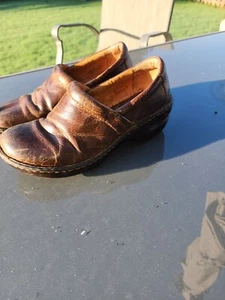 BOC Born Concept Peggy Clogs Damen Gr. 7,5 M Braun Leder Slipper Komfortschuhe - Bild 1 von 8