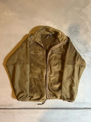 Chaqueta polar Rothco Gen III nivel 3 ECWCS 97350 - S Foto 1 de 4