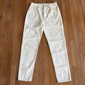 BDG Urban Outfitters Mom High Rise Distressed Canvas Jeans White Womens sz 29 - Picture 1 of 16