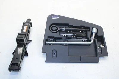 Lexus GS350 2013-20 3,5 L gato elevador y kit de herramientas con soporte contenedor 09111-30160 Foto 1 de 4