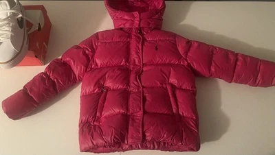 Abrigo polo acolchado Ralph Lauren rosa para niñas con capucha extraíble. Talla mediana 8-10 Foto 1 de 4