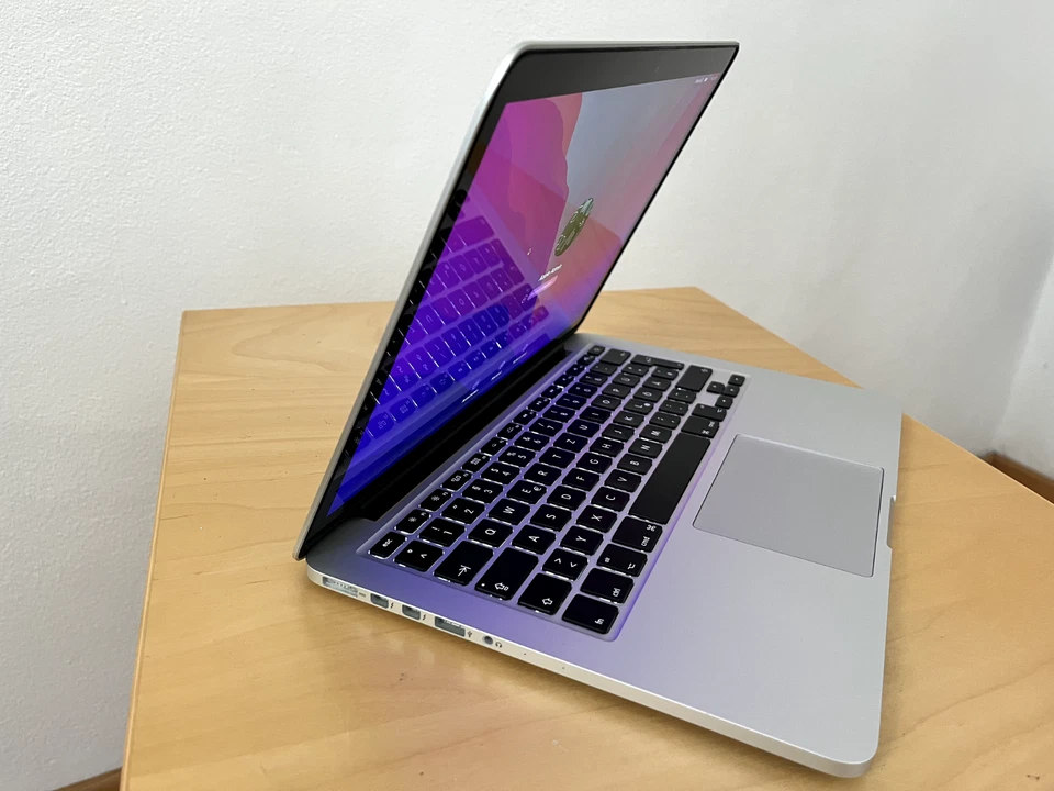 Apple MacBook Pro Retina 13" Zoll 2,7 GHz 8 GB RAM 128 GB SSD - Bild 1 von 4