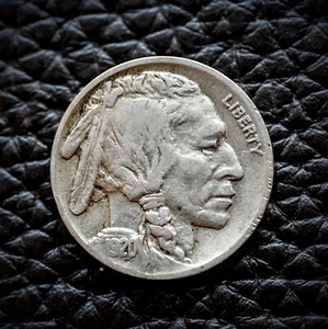 (ITM-6140) 1920-D Buffalo Nickel ~ Very Fine Condition ~ COMBINED SHIPPING! - Picture 1 of 3