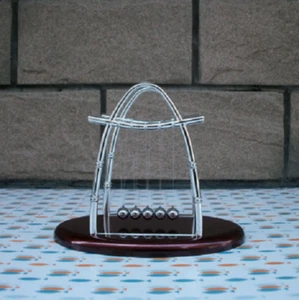 Newton's Cradle Balance Ball Physics Science Fun Desk Toy Accessory - Picture 1 of 2