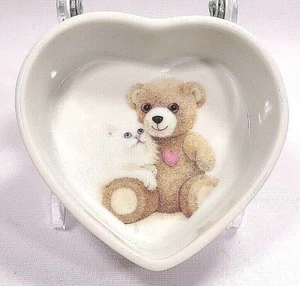 Vintage Otagiri heart shaped trinket dish with teddy bear and white persian cat - Picture 1 of 5