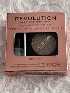 Revolution Flawless Foils Single Eyeshadow Makeup Revolution Retreat + Primer - Picture 1 of 2