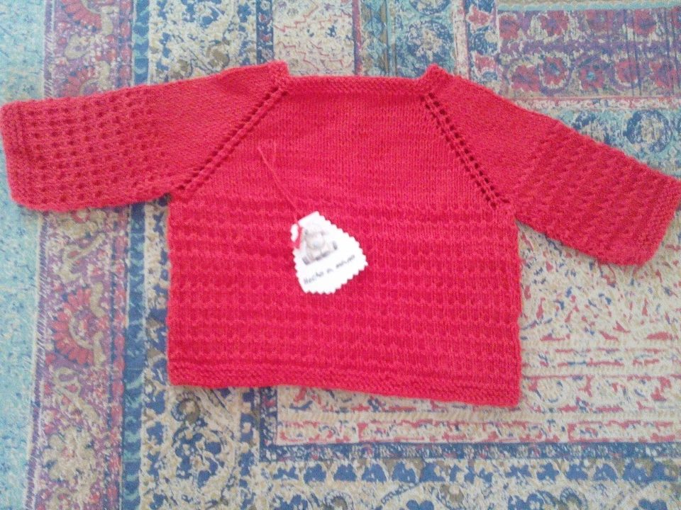 Jersey bebé punto. Hecho a mano. Algodón 100 rojo %  0- 3 meses - Imagen 1 de 2