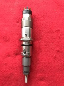Cummins Injector “New” 0 445 120 455 - Bild 1 von 2