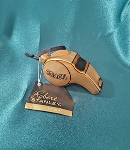 Adorno colgante de vidrio Robert Stanley 2019 ** Silbato de entrenador dorado ** 3"X1,5 - Imagen 1 de 4