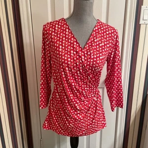 Nic Zoe Red Cream 3/4 SleeveBlouse Top Size M V-Neck Crossover Pleated Slimming - Picture 1 of 11