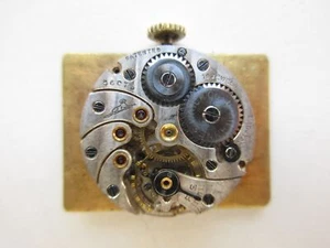 Tavannes cal. 614 vintage watch movement - running - Picture 1 of 3