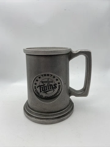 Vintage 1987 Minnesota Twins World Series Champions Metal Beer Mug Cover