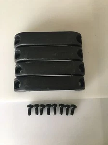 4 PIEZAS DE TV TOSHIBA 75U6763DB MANIJAS CON 8 TORNILLOS - Imagen 1 de 9