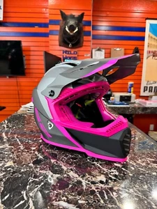 LS2 Helmets Gate Youth Full Face Helmet - Picture 1 of 48