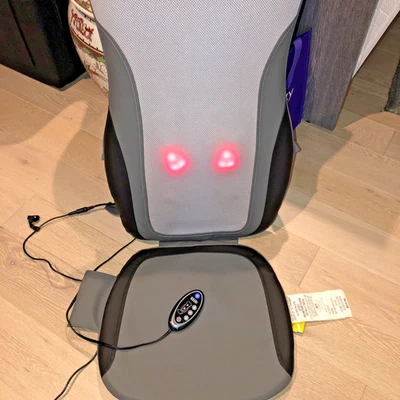 Массажная подушка шиацу HoMedics MCS-621H Quad тепловой серый с дистанционным адаптером - Изображение 1 из 4