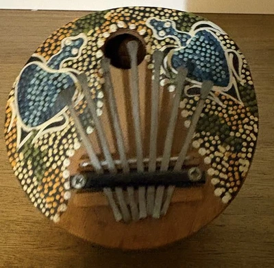 Piano Kalimba 7 teclas pulgar pintado a mano calabaza concha grande 5" diámetro. Tortugas Foto 1 de 4