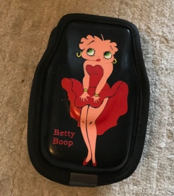 De Colección Betty Boop Vestido Rojo Marilyn Monroe Pose Abatible Teléfono Elástico Estuche Elástico Elástico Foto 1 de 3