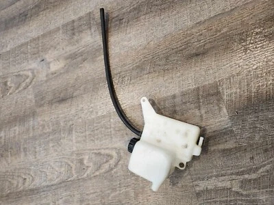 Kawasaki Ninja 250R 2006 botella de refrigerante 43078-0009 Foto 1 de 4