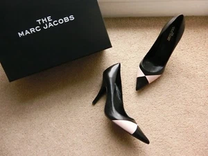 Marc Jacobs New Wave Rosa y Negro Cuero Liso Fino Punta Tacones Altos, 36.5 - Imagen 1 de 15
