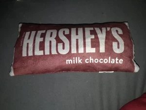 HERSHEY'S CHOCOLATE SQUEAKY DOG TOY NEW WITHOUT TAG - Picture 1 of 2