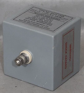 Solar Electronics 6512-106R 10 uF 10% Feed-thru RF Capacitor RFI/EMI - Picture 1 of 6