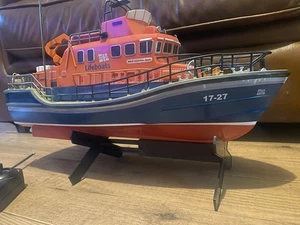 Impact RNLI Severn Class Rettungsboot Ferngesteuertes Boot RC Modellschiff Segeln - Bild 1 von 13