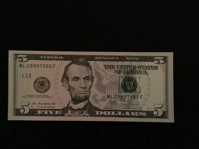 2013 $5 Fancy Serial # , CU - Image 1 of 2