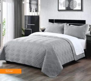 3 piece embossed comforter set king silver - Picture 1 of 1