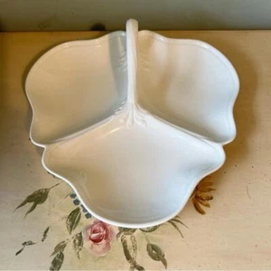 Vintage Wedgwood England Queens Shape Appy Tea Relish 3 Section Handled Dish - Picture 1 of 13