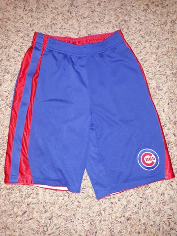 Youth Chicago Cubs Athletic Shorts Size L 10/12 Cover