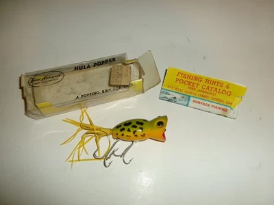 Винтажная приманка Fred Arbogast Frog Hula Popper с коробкой «750 FY» - б/у - Изображение 1 из 4