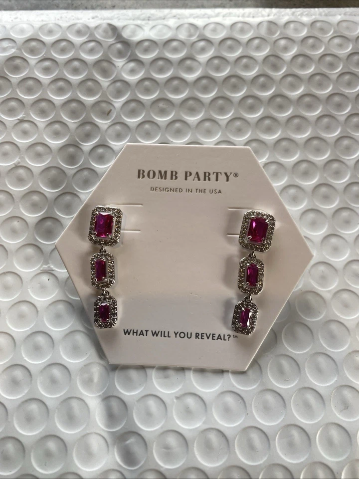 Brincos Bomb Party julho 2023, procurando paixão, RBP6220 - Imagem 1 de 1