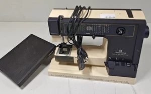 Husqvarna Optima 190 Electronic Sewing Machine - For Parts/Repair, See Photos - Picture 1 of 14