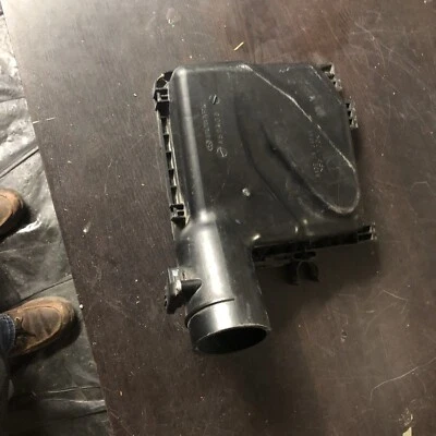 Carcasa de filtro de admisión de aire Subaru Forester 2015 A52Ag07 OEM 11 12 13 14 15 16 Foto 1 de 4