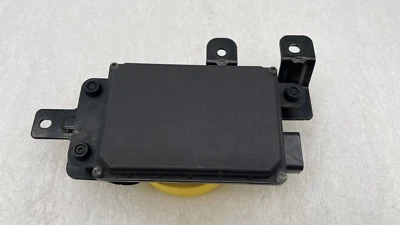 M986 2014 -2016 KIA CADENZA ADAPTIVE CRUISE CONTROL RADAR SENSOR OEM 96400-3R000 - Image 1 of 4