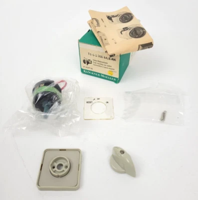 T1-1-126864/E-NA Klockner-Moeller 10A 600V T1 Flush Mounting Cam Switch/Handle - Image 1 of 4