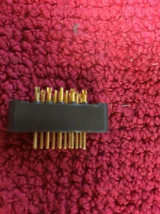 MRE14p   WINCHESTER connector - Picture 1 of 1