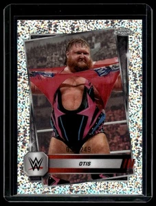2025 Topps Chrome WWE #45 Otis Speckle Refractor #/249 - Picture 1 of 2