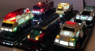 Lote 6 miniaturas 2018-2020 camión de bomberos, camión de bomberos, camión, coche de carreras, coches, petrolero Foto 1 de 4