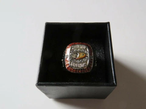 ANAHEIM DUCKS 2007 STANLEY CUP COLLECTOR RING Cover