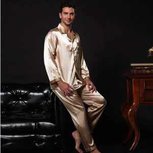 NUEVO CON ETIQUETAS 2 PIEZAS Pijamas de satén de seda para hombre Prendas para dormir Pijamas PJS Manga larga M009 M L - Imagen 1 de 10
