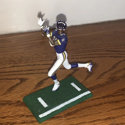 Randy Moss MINNESOTA VIKINGS #84 Football Wide Receiver Figurine Figure  💗j15 Cover