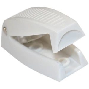 Clip de plástico blanco para puerta de equipaje para remolque RV autocaravana cámper - Imagen 1 de 11