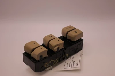 Interruptor de ventana eléctrica principal de la puerta delantera del conductor Hyundai genuino para Elantra 2016 Foto 1 de 4