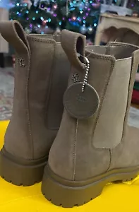 Ralph Lauren Designer Women's Tan “Corinne” Ankle Boots Size 10 NWT - Picture 1 of 7